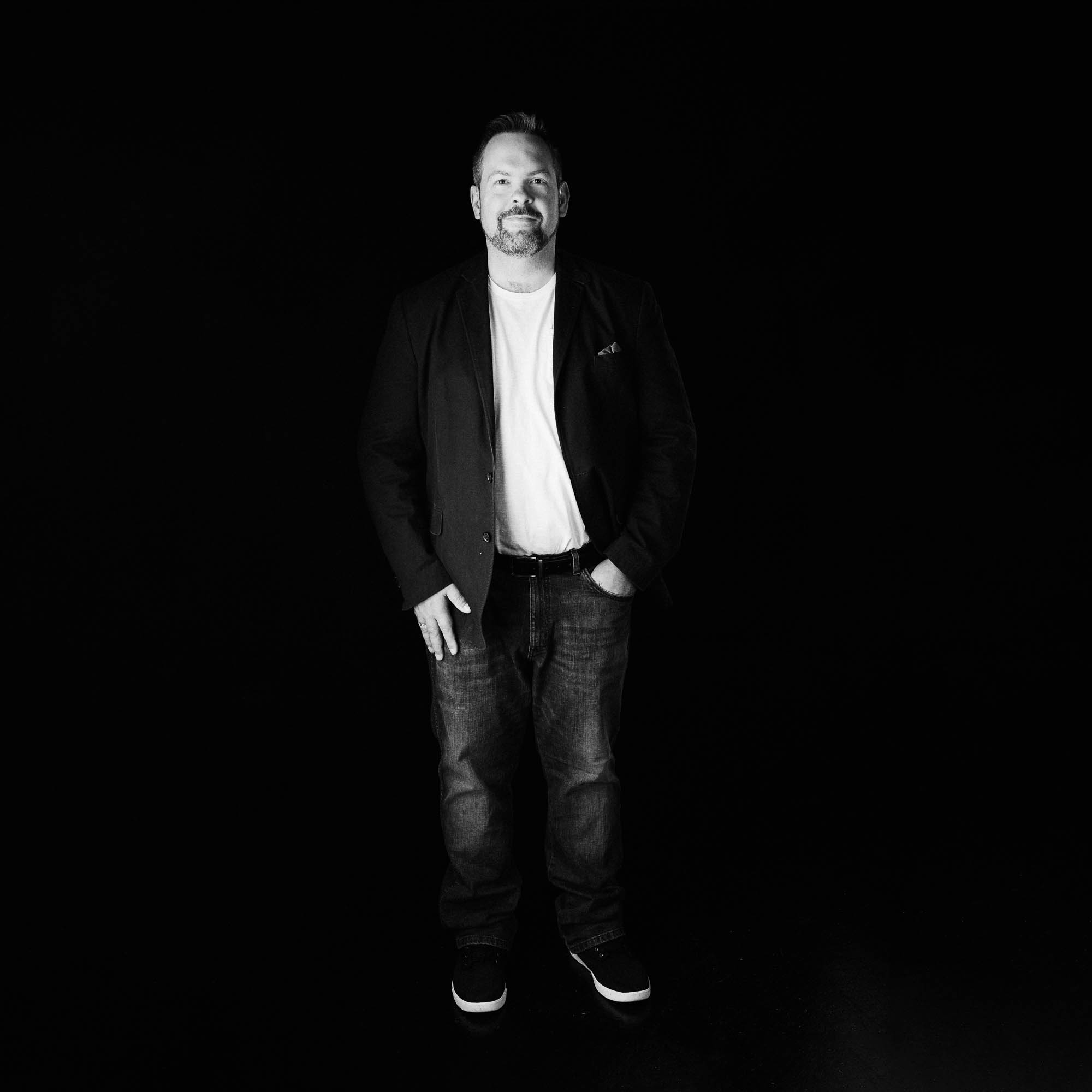 Export x3 Headshots Alexander05699 Bearbeitet Capture 2